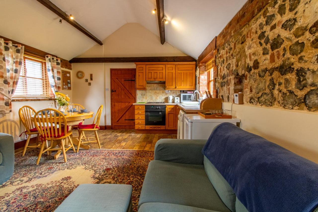 Laburnum Holiday Cottage Tunstead  ภายนอก รูปภาพ